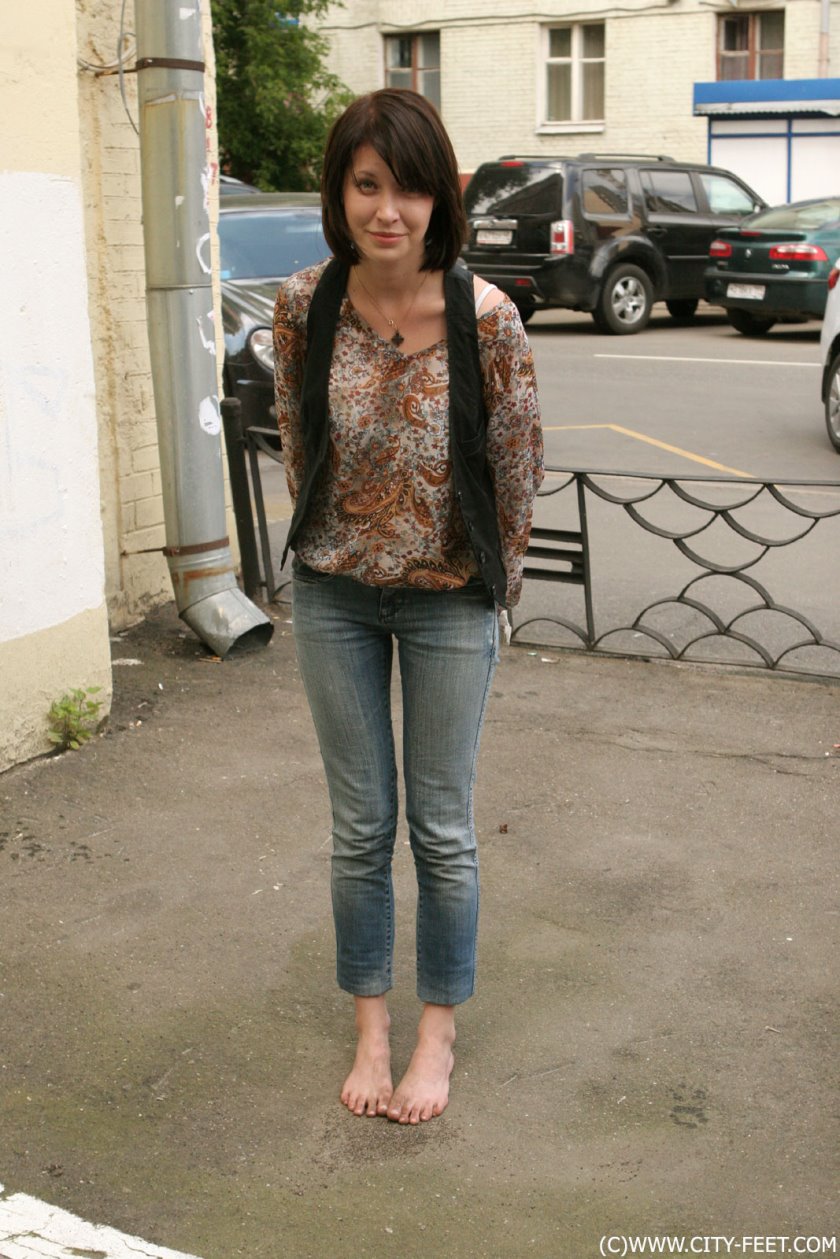 Cover 3 Barefoot in blue jeans. Part 3. - Full HD/MP4