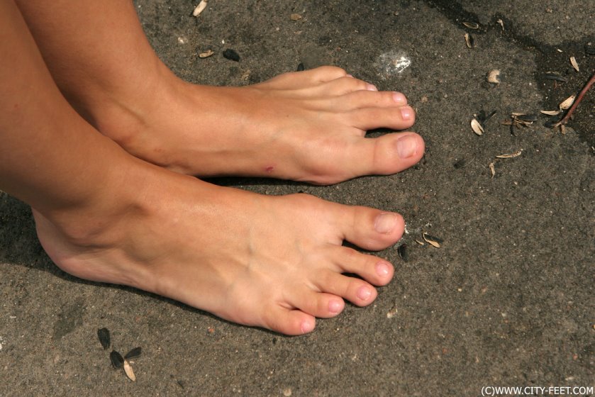 Cover 3 Beauty in light summer dress and sunglasses. part 1. - Full HD/MP4