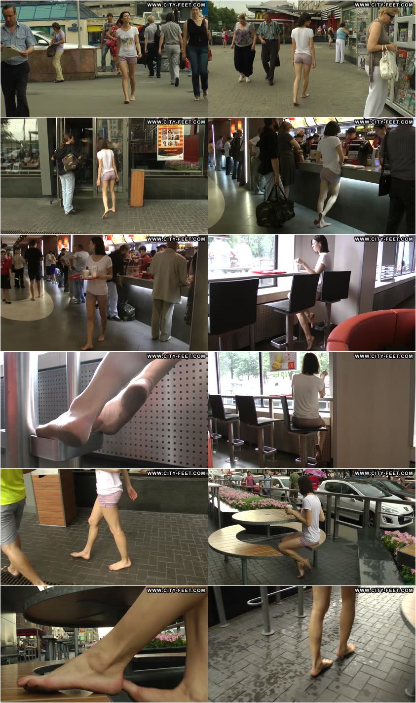 Screenlist Hot beauty in T-shirt and shorts. Part 2. - Full HD/MP4