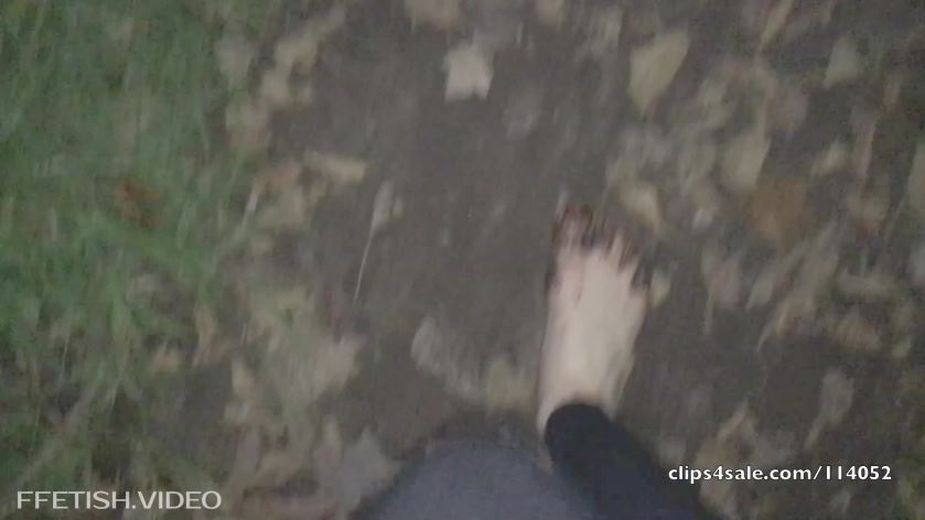Cover 4 Walking & Smoking Barefoot in the Woods - Full HD/MP4