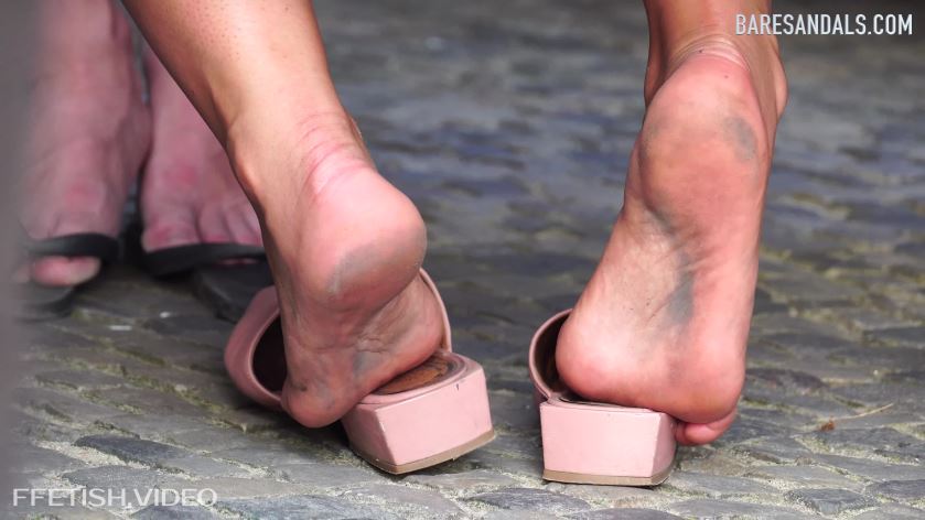 Cover 4 Amazing German soles slipping out of pink sandals candids - Update 12264 UHD 4K - 4K Ultra HD/MP4