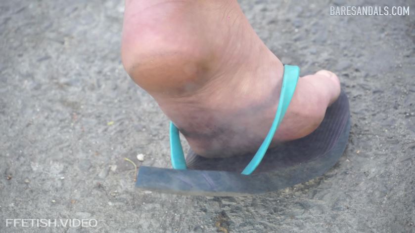 Cover 3 German girl with blue flip flops at the bus station - Candid update 12266 UHD 4K - 4K Ultra HD/MP4