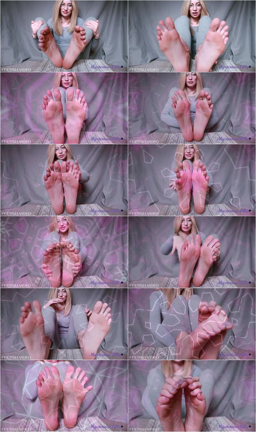 Screenlist Under control of my big feet - Full HD/MP4