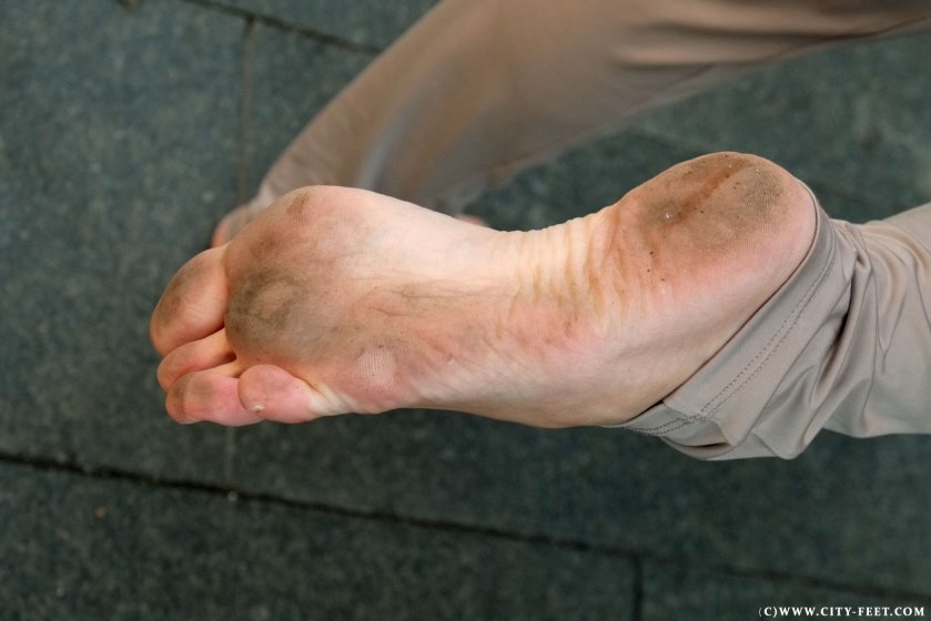 Cover 3 City Feet - Barefoot in a sunny morning. Part 1. - Full HD/MP4