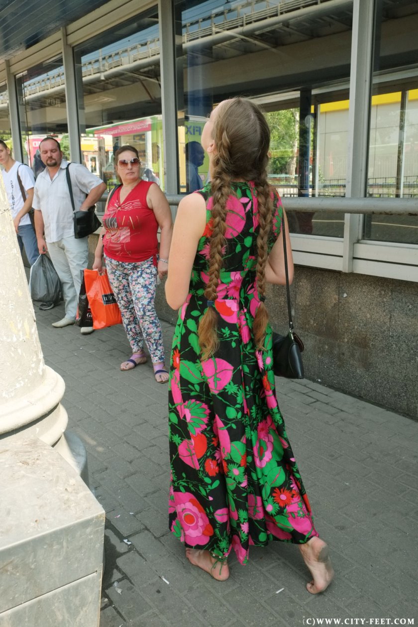 Cover City Feet - Barefoot girl in a long dress. Part 2. - Full HD/MP4