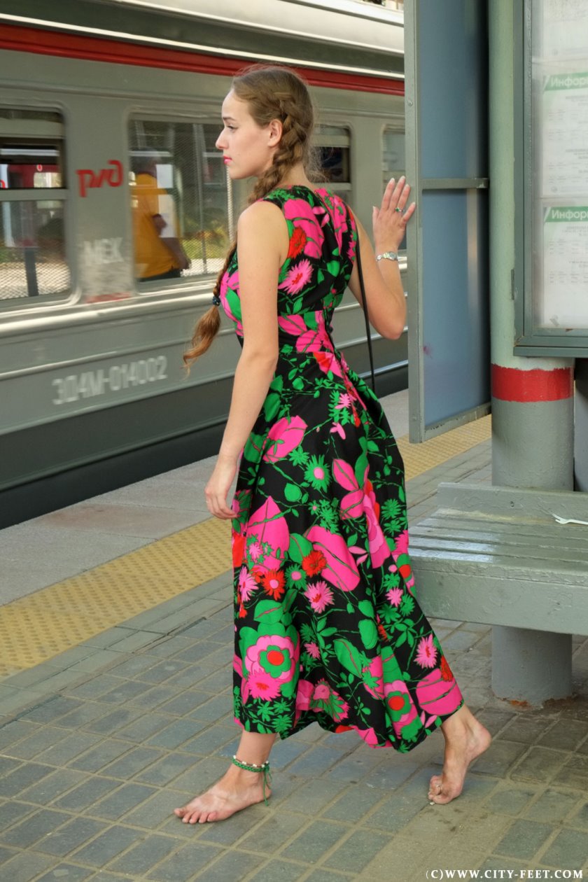 Cover City Feet - Barefoot girl in a long dress. Part 3. - Full HD/MP4