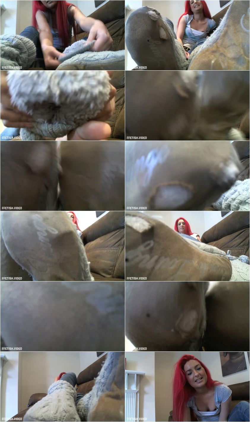 Screenlist Dominant Princess - Sniff My Smelly Slippers! HD - HD/MP4