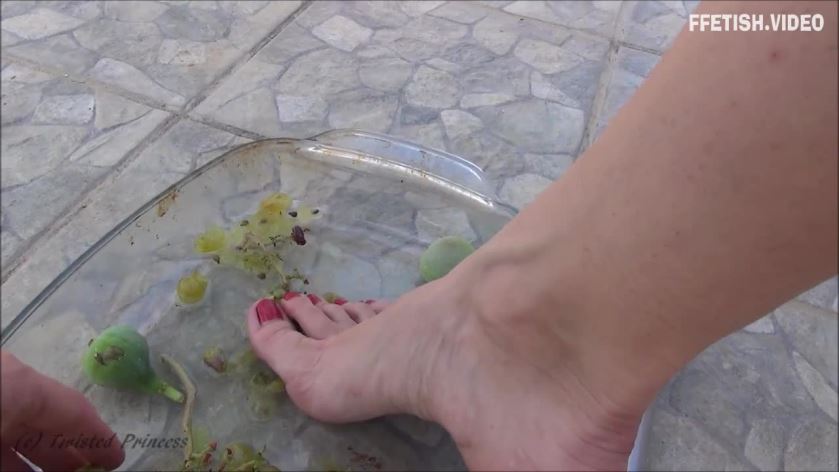 Cover 3 Twisted British - Barefoot Fruit Squeeze HD - HD/MP4