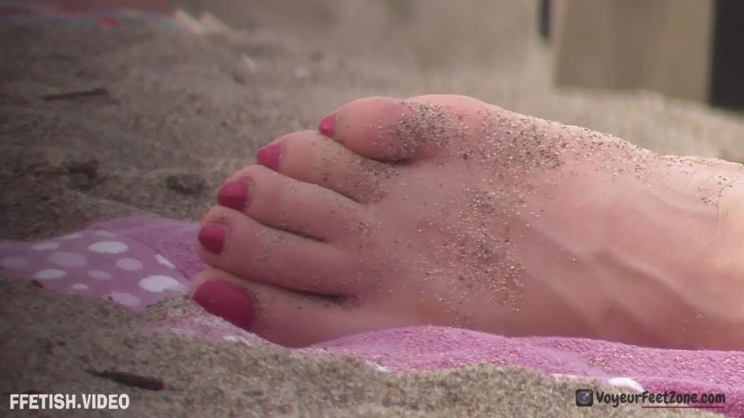 Cover 4 Voyeur Feet Zone - Mother & daughter in the sun 2 - Original quality mp4 - Full HD/MP4