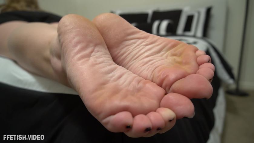 Cover 3 DeFEETed - Stephanie Tattoo Artist Size 7 Soles (1080p) - Full HD/MP4
