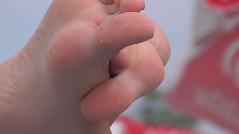 Cover 3 THE CANDID FEET FEVER - Footplay is fantastic (HD) - HD/AVI