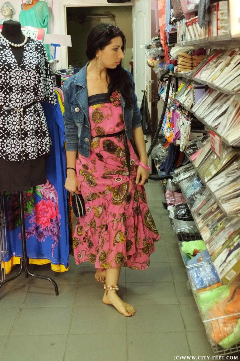 Cover 4 City Feet - A brunete in a long skirt. Part 4. - Full HD/MP4