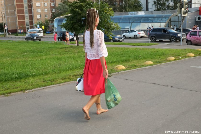 Cover 3 City Feet - A summer barefoot day. Part 4. - Full HD/MP4