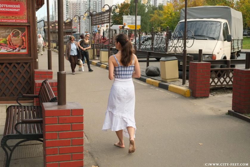 Cover 3 City Feet - Autumn barefoot walk. Part 3. - Full HD/MP4