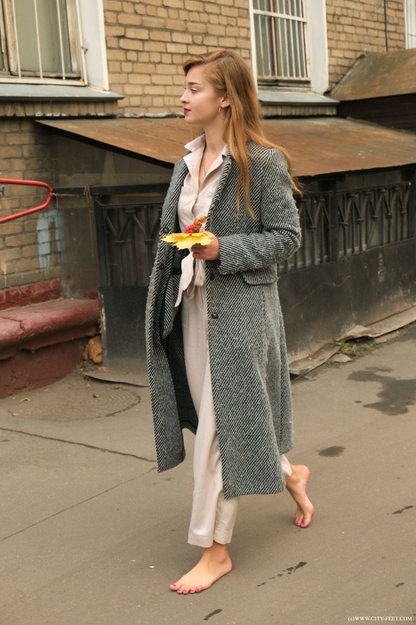 Cover City Feet - Cold wet autumn. Part 2. - Full HD/MP4