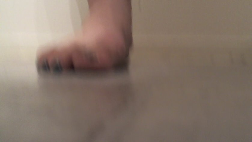 Cover 4 Miss_Luna_Magic - Showing of My Fat Dirty Feet - Full HD/MP4