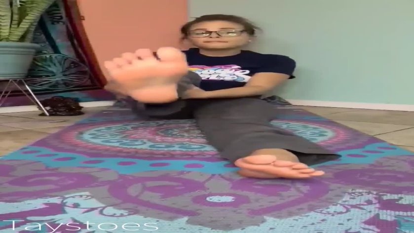 Cover 3 Taystoes - Yoga Teacher Smelly Socks JOI Punishment - HD/MP4