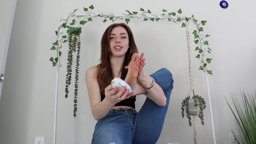 Cover 2 Lynn Baby - Foot Dust Freak! - HD/MP4