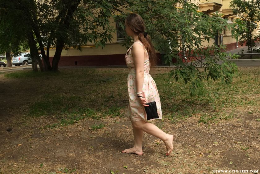 Cover 3 City Feet - A girl in a summer dress. Part 1. - Full HD/MP4