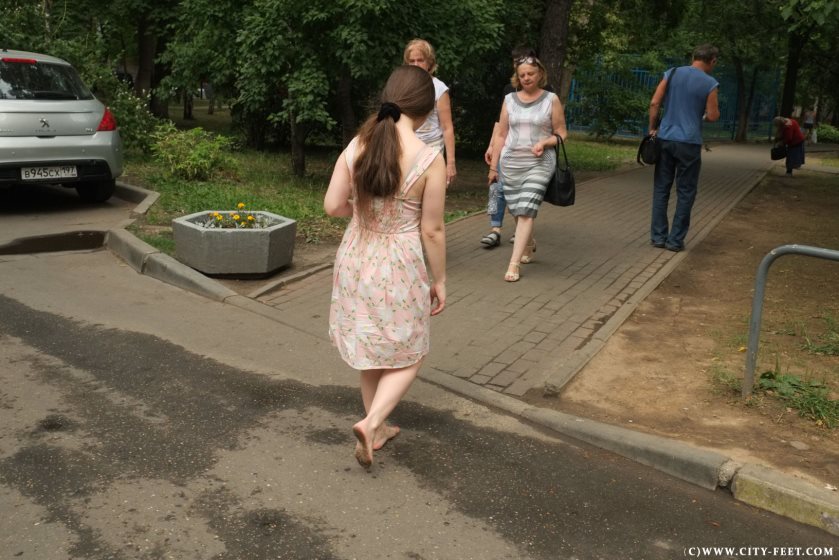 Cover 4 City Feet - A girl in a summer dress. Part 3. - Full HD/MP4