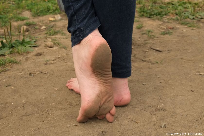 Cover 3 City Feet - A dull day. Part 2. - Full HD/MP4