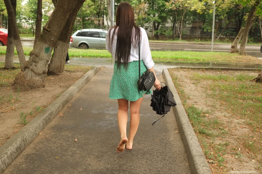 Cover City Feet - Barefoot on a cloudy day. Part 3. - Full HD/MP4