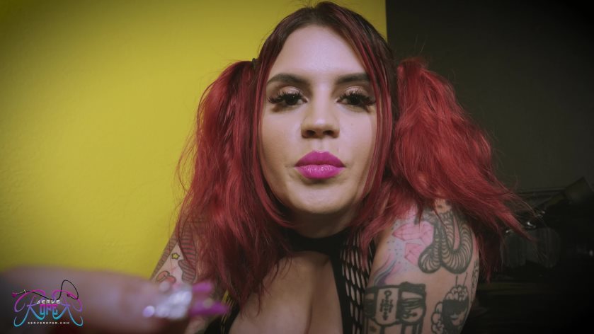 Cover 3 Miss Roper - Rubber Gimp Ashtray! Ft Miss Roper - 4K - 4K Ultra HD/MP4