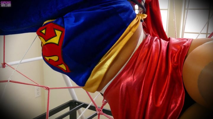 Cover 3 Cupcake SinClair - Supergirl Struggling in the SPYDRs Web - 4K Ultra HD/MP4