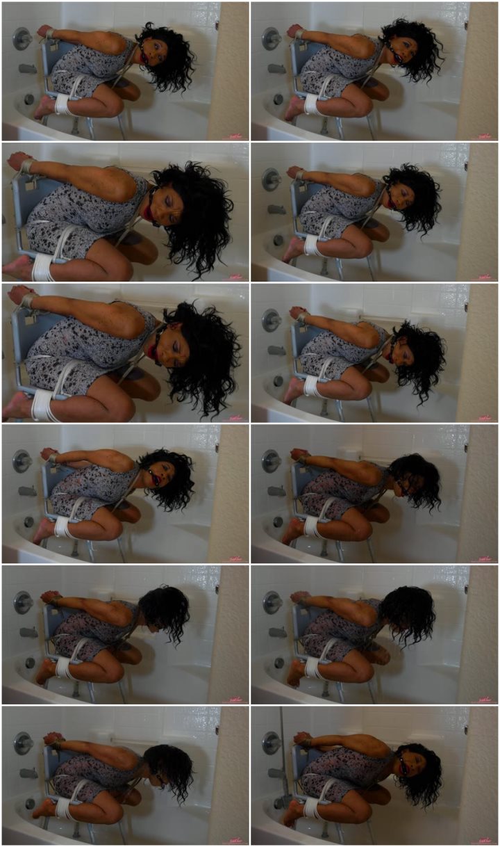 Screenlist Cupcake SinClair - Tub Tied Terror - 4K Ultra HD/MP4