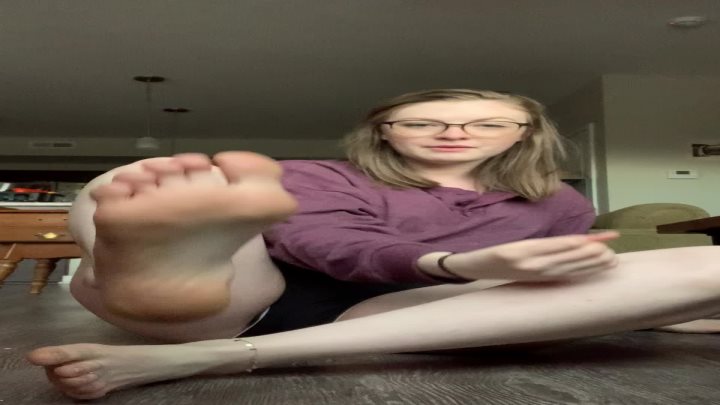 Cover 4 Freckled Feet - Your date indulges your foot fetish - Full HD/MOV