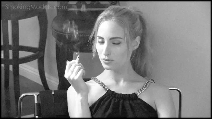 Cover 4 Adela - Adela 5 - Full HD/MP4