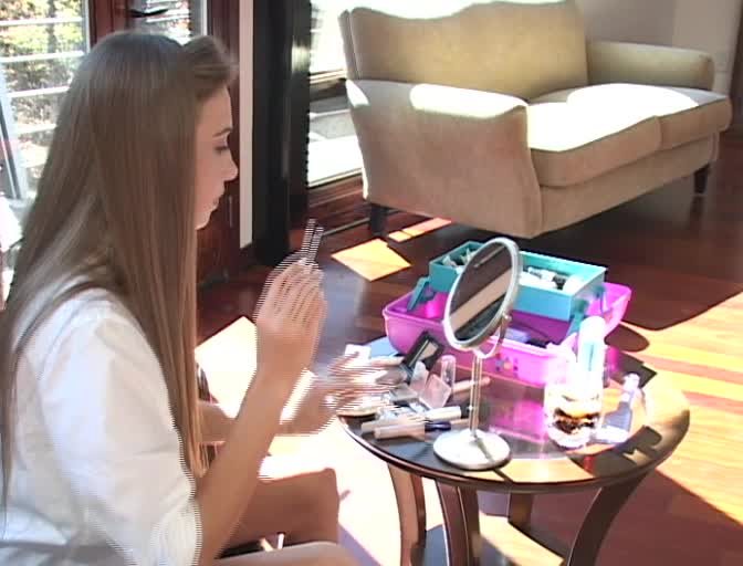 Cover 4 Alaina V - Alaina V 1 - SD/MP4