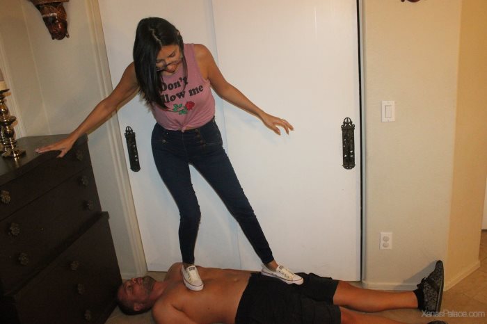 Cover 2 xanaspalace - Brat's Bedroom Trample - Full HD/MP4