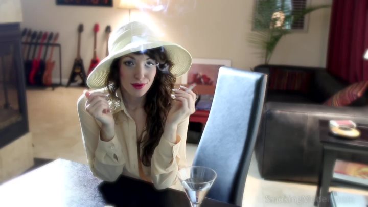 Cover 4 Cassandra - Cassandra 1 - Full HD/MP4