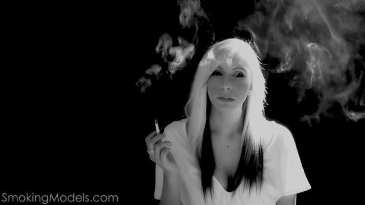 Cover 4 Christine - Christine 1 - Full HD/MP4