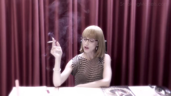 Cover 4 Elysa - Elysa 3 - Full HD/MP4