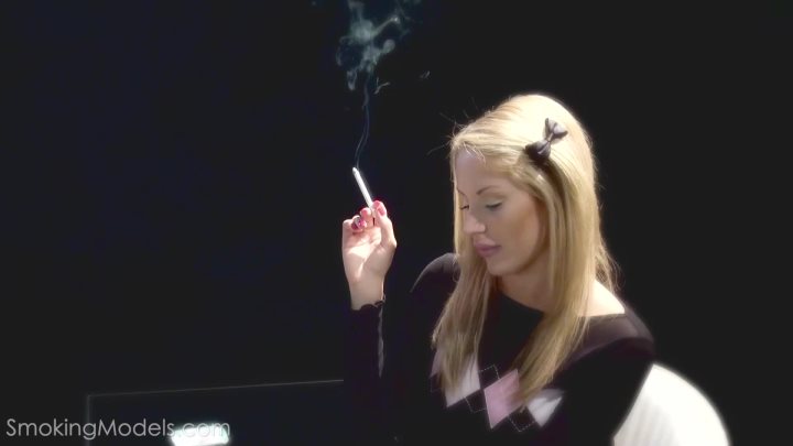 Cover 4 Emily - Emily 11 - Full HD/MP4