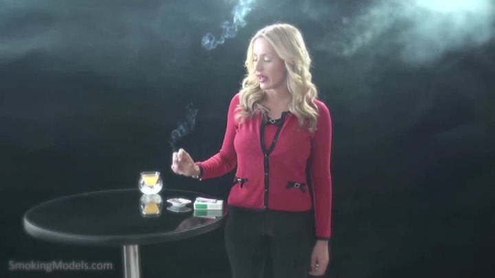 Cover 3 Emily - Emily 14 - Full HD/MP4