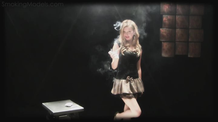 Cover 4 Nicole - Nicole 10 - Full HD/MP4