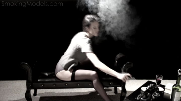 Cover 4 Tricia - Tricia 1 - Full HD/MP4