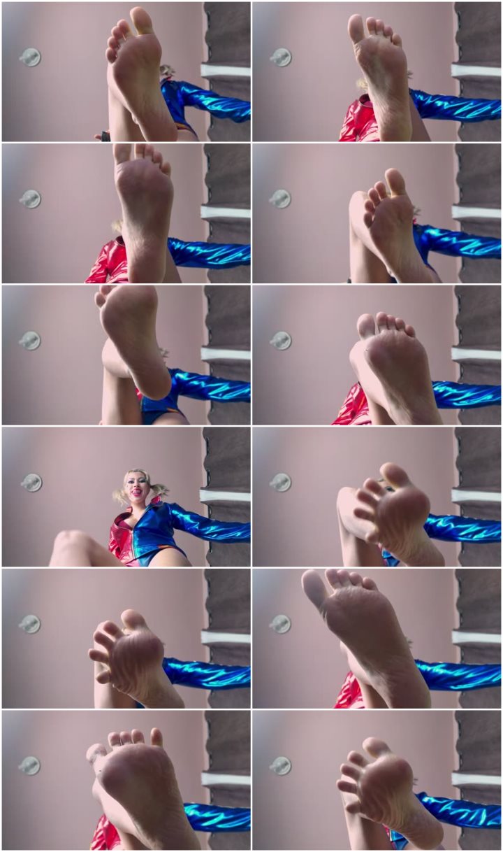 Screenlist Lia Lennice - Batman licks Harley Quinn's dirty feet - Full HD/MP4