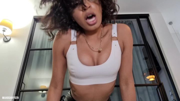 Cover 3 MahoganyQen - Brain Fucker POV | MahoganyQen - Full HD/MP4