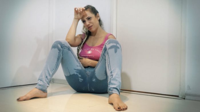 Cover 2 Venusss Fetish - Despair wanting to pee - Full HD/MP4