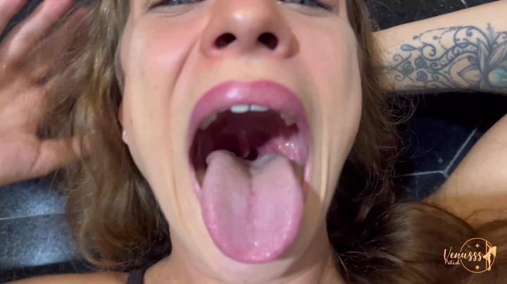 Cover 4 Venusss Fetish - Devoured and digested by a beautiful princess - 4K Ultra HD/MP4