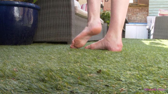 Cover 2 Danielle Maye XXX - Dirty Bare Feet - Full HD/WMV