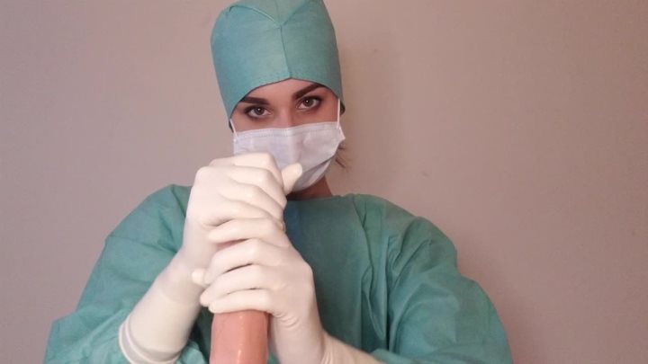 Cover 3 Nina Crowne - Dr. Nina Milks You Dry - HD/MP4