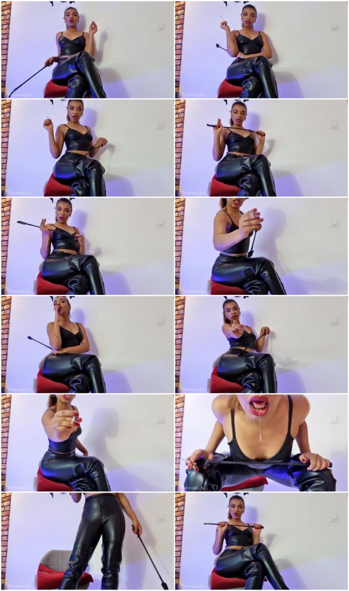 Screenlist MahoganyQen - Ebony Goddess Smoking - 4K Ultra HD/MP4