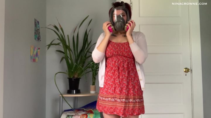 Cover 3 Nina Crowne - Gas Mask Saves Me from Awful Smell - Full HD/MP4