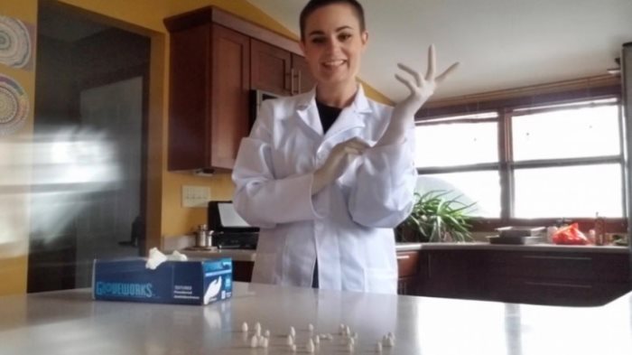 Cover 2 Nina Crowne - God is a Giant Scientist II - HD/MP4