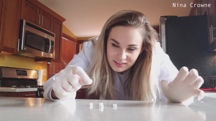 Cover 3 Nina Crowne - God is a Giant Scientist - Full HD/MP4